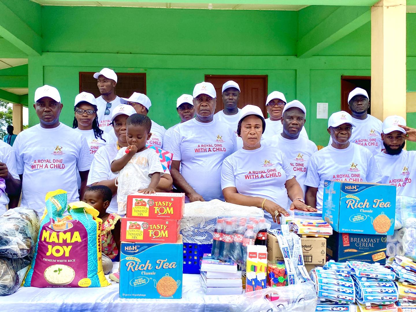 Spread love through food and gifts to the needy,Orphans, Bolster boys and Prison inmates